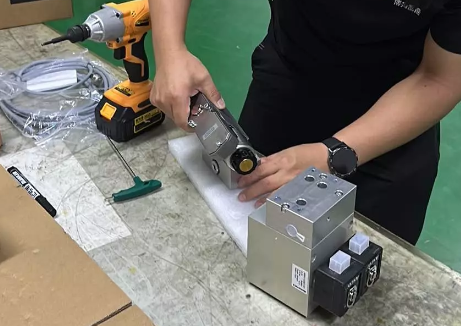 博揚(yáng)工程師成功組裝并檢測(cè)組合閥,彰顯專業(yè)實(shí)力確保品質(zhì)